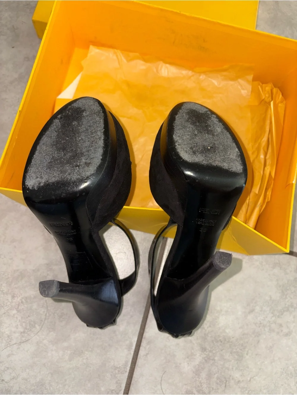 FENDI T STRAP Black Suede Leather Spuntata Peep Toe 5” Heels Size38